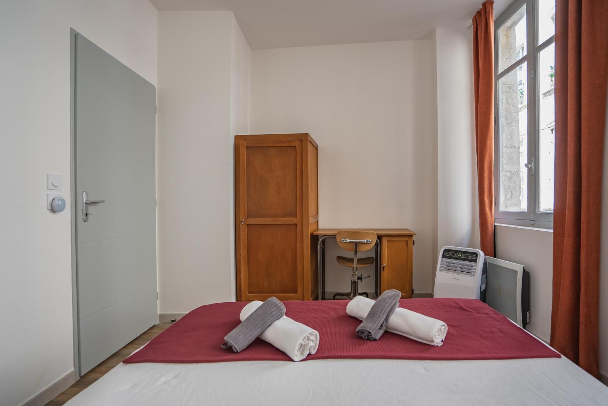 Apartamento Le Balcon Du Roi Rene Aviñón Exterior foto